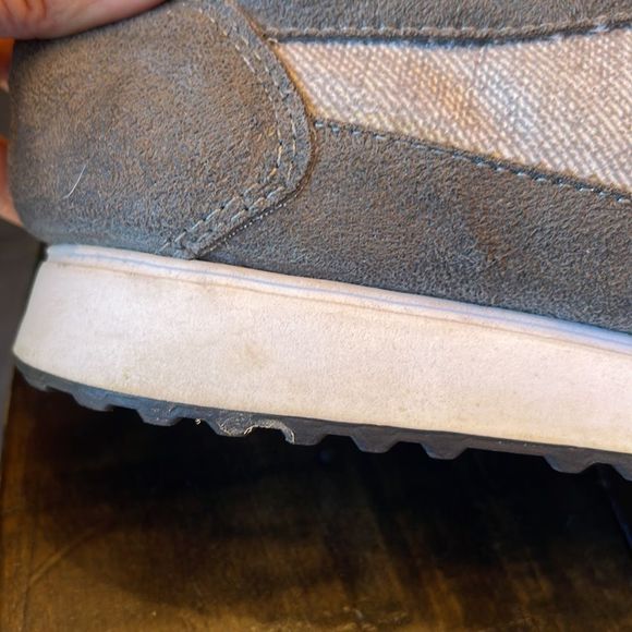 Almendra Grey Tweed Sneaker Peach Laces EU Size 39 US Size 8.5 - Picture 15 of 16